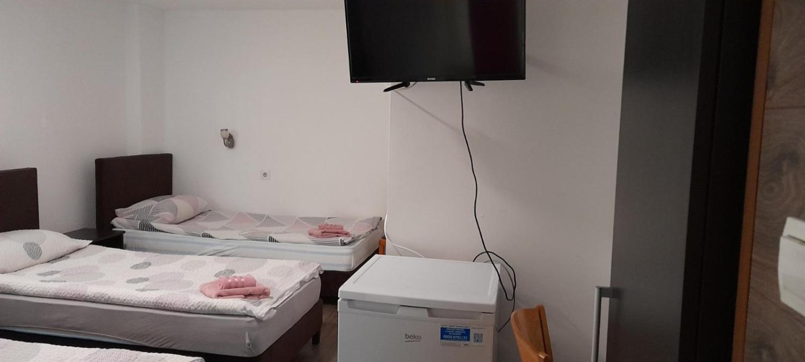 Pension Haus Baron 2 Friedrichsfeld Edingen-Neckarhausen Eksteriør bilde