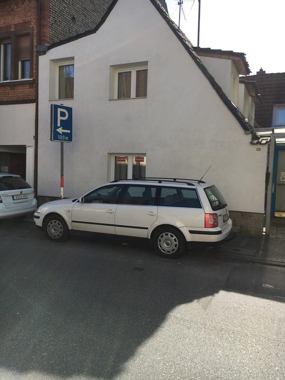 Pension Haus Baron 2 Friedrichsfeld Edingen-Neckarhausen Eksteriør bilde