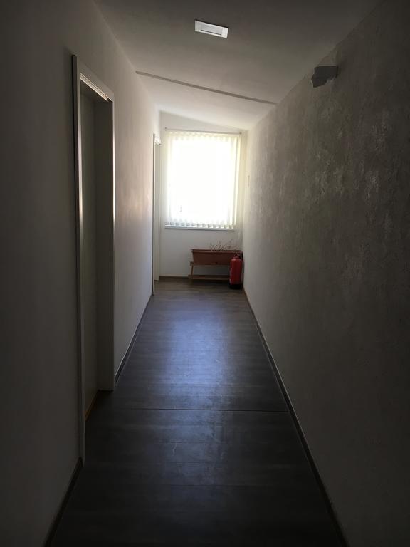 Pension Haus Baron 2 Friedrichsfeld Edingen-Neckarhausen Eksteriør bilde