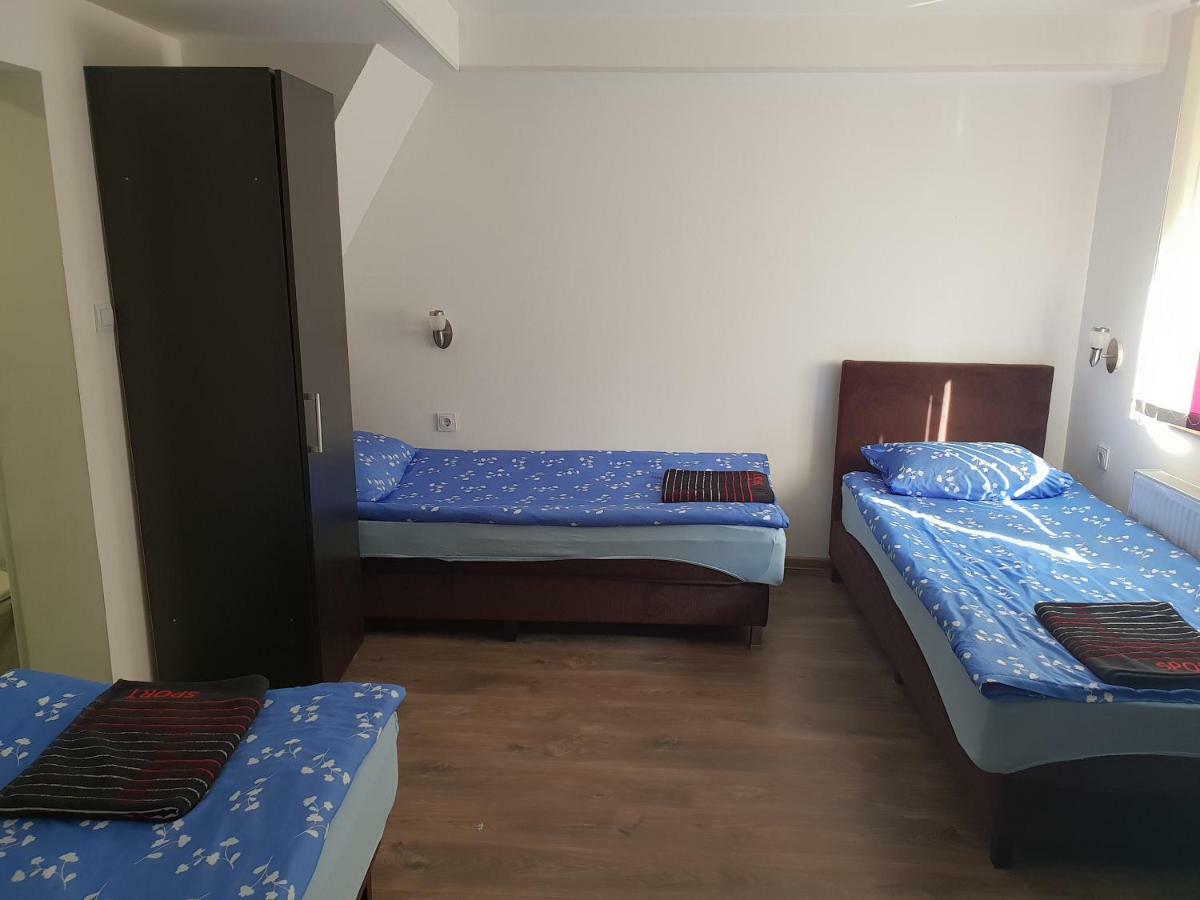 Pension Haus Baron 2 Friedrichsfeld Edingen-Neckarhausen Eksteriør bilde